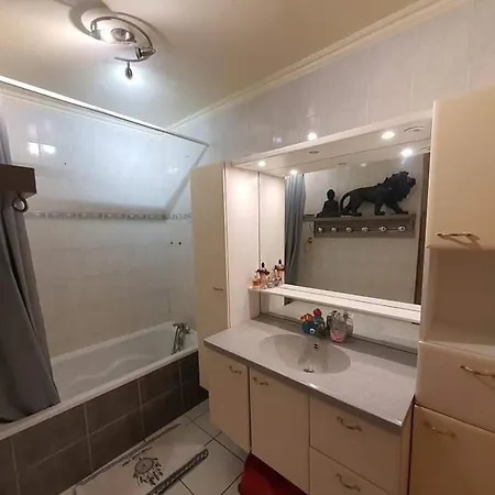Séjour chez l'habitant Apparemment résistance privée *